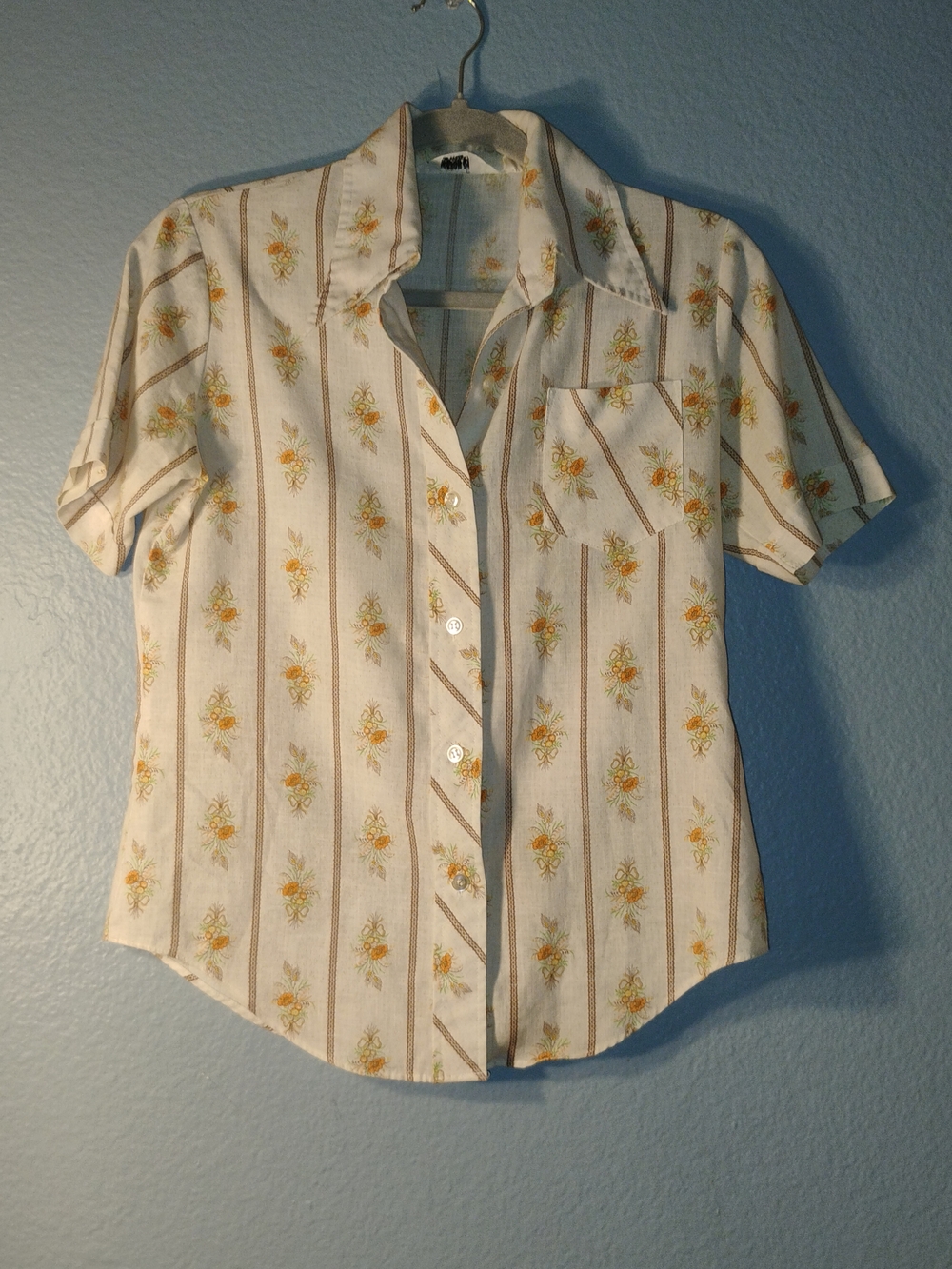 Casual Cream Floral Button-Up Blouse